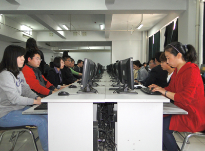 學(xué)院舉辦行政人員計算機文字錄入比賽