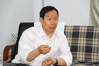 執行董事長韓德才到工程技術系調研