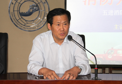 石家莊五進(jìn)消防知識宣傳中心張遠(yuǎn)教官應(yīng)邀來院作消防知識講座
