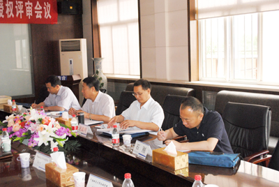 河北省教育廳、省軍區(qū)領(lǐng)導(dǎo)蒞臨我院檢查指導(dǎo)軍事理論開課及軍訓(xùn)工作