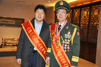 學院董事長周虎震獲“2012中華兒女年度人物”稱號