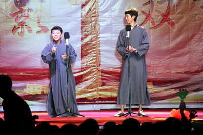學院舉行2012年迎新晚會