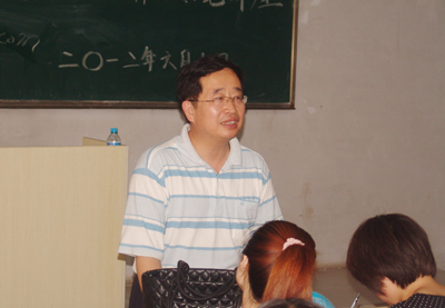 張如意教授應(yīng)邀來院講座