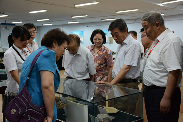 河北省民辦教育協會調研組蒞臨我校調研