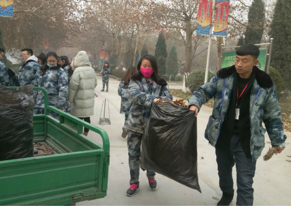 扮美校園環境 長城師生在行動