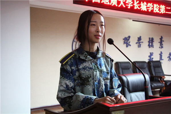 我校隆重舉行第二十五期入黨積極分子培訓(xùn)班開(kāi)班儀式