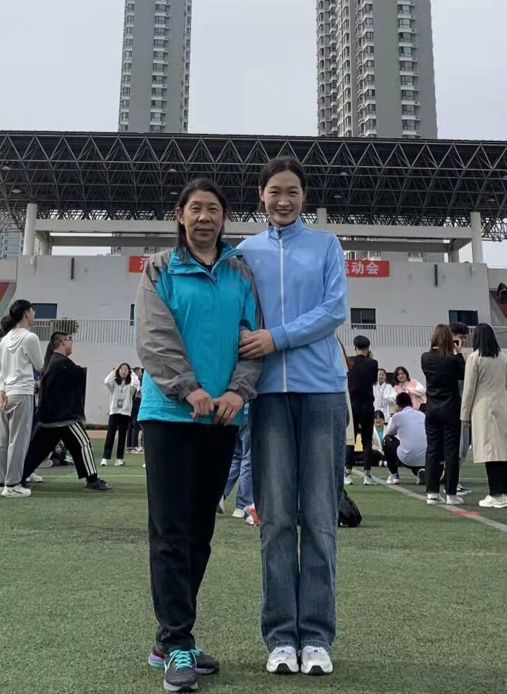 何元---河北科技師范學(xué)院農(nóng)村發(fā)展專業(yè)碩士研究生。