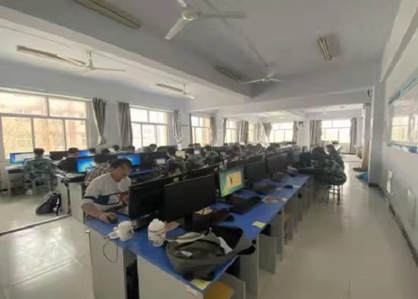 保理管理學院||指尖上的較量--電子商務及法律專業1901班打字技能大賽圓滿結束