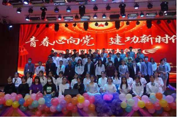 談一別奮斗路 聚四載同窗情  ——保定理工學院2022屆畢業 生歡送會