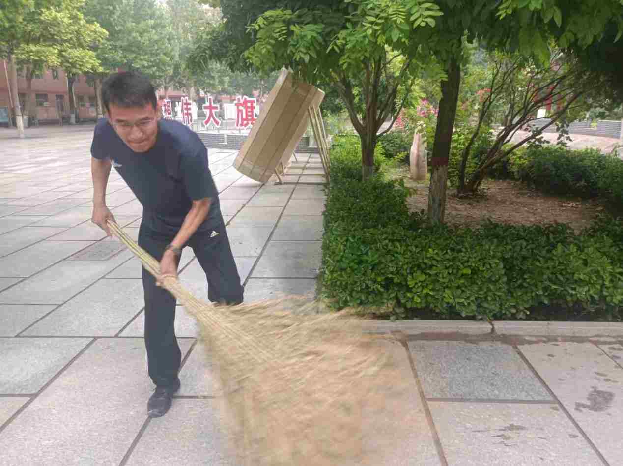 談一別奮斗路 聚四載同窗情  ——保定理工學院2022屆畢業 生歡送會