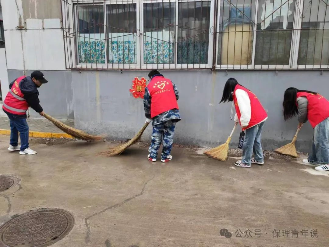 雷鋒精神共傳承,志愿服務學雷鋒