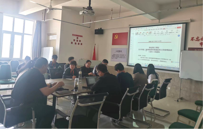 強技能，促提升——信息科學與工程學院教師技能系列培訓（三）順利開展
