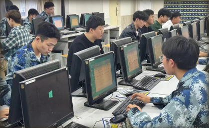 校園打字測速大賽：指尖飛揚，速度激情