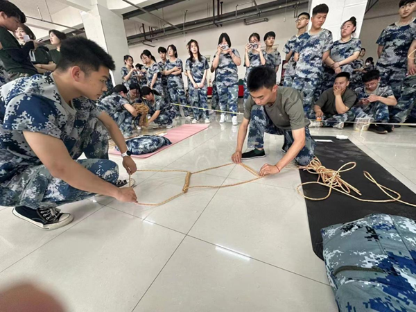 保定理工學院‖管理學院‖勞動創造美好明天 競技迸發生活激情