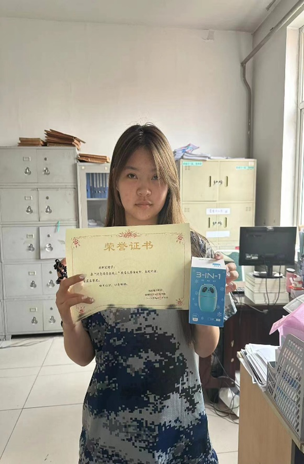 保定理工學院||管理學院||閃亮的青春線上投票活動出結果啦！！