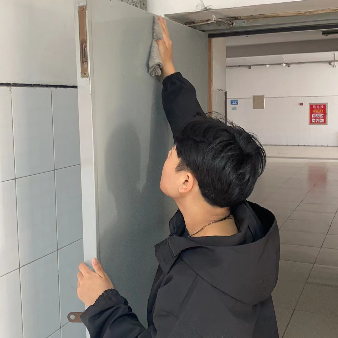 愛國衛生月｜助力創城 管理學子在行動！