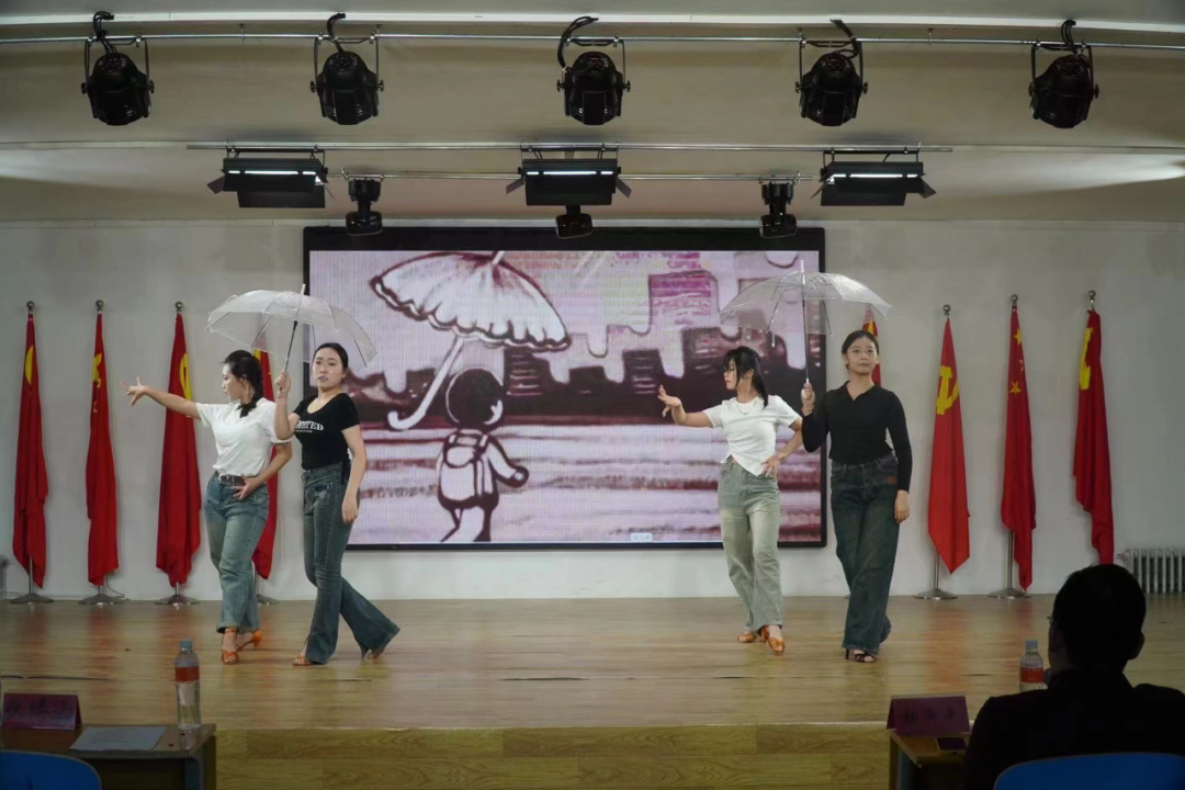 青春校園|大學生藝術團—“少年心懷烏托邦，心向朝陽肆生長”文藝展演