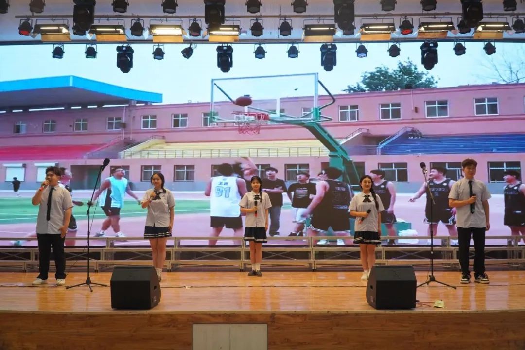 青春校園|“赤子奏響凌云志，后浪奔涌繪新篇”大型合唱會圓滿結束！