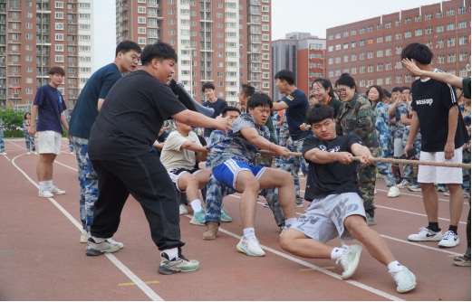 青春校園|凝聚每份力，團(tuán)結(jié)一條心——保定理工學(xué)院第十八屆拔河比賽圓滿結(jié)束