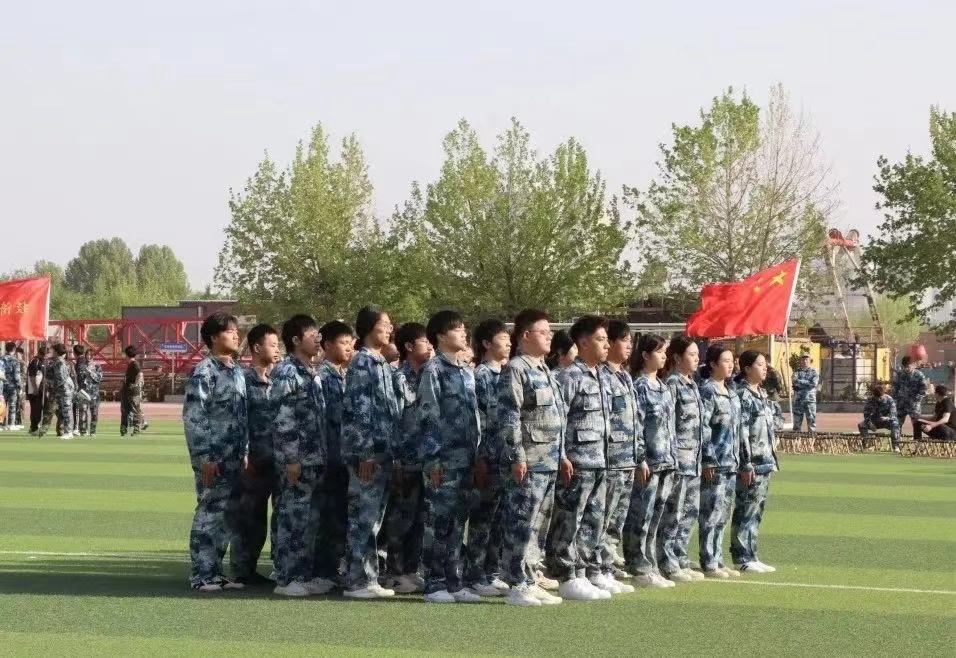 保理會計(jì)學(xué)院以隊(duì)列會操比賽為始，共著你我青春華章
