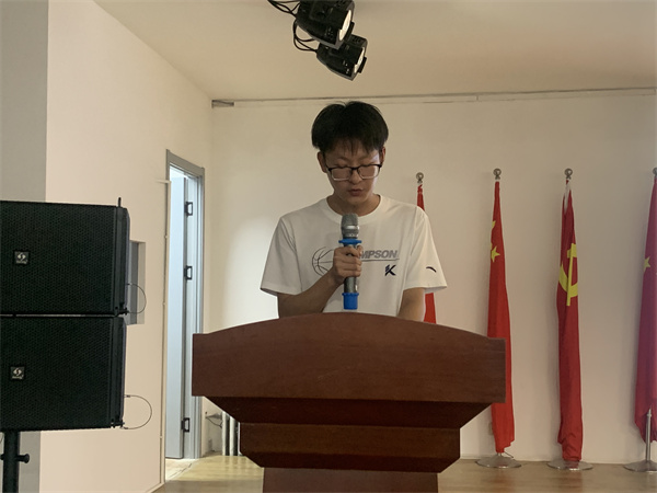 我院組織開展2024年“愛我國防”大學(xué)生國防教育主題演講比賽