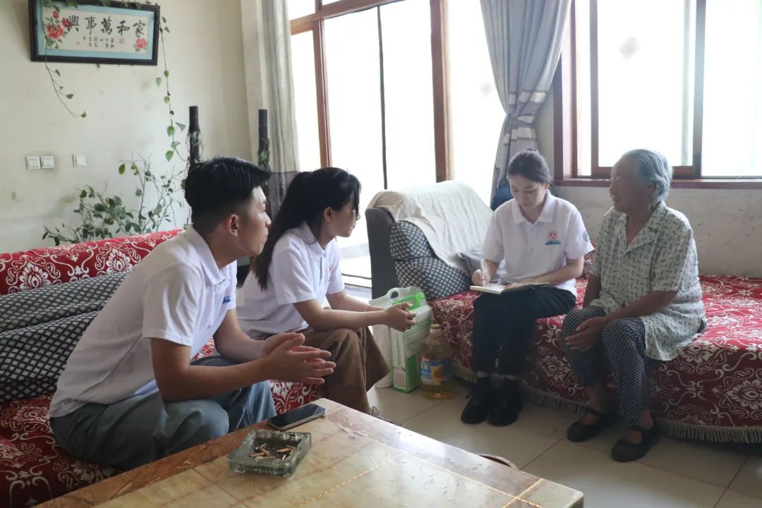 社會實踐(十二)|追溯紅色記憶,筑牢信仰根基——保定理工學院會計學院“三下鄉”社會實踐