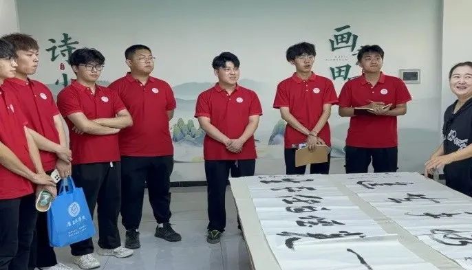 社會實踐(十六)勇?lián)鷷r代使命,助力興村振興——保定理工學院經(jīng)濟學院“三下鄉(xiāng)”社會實踐