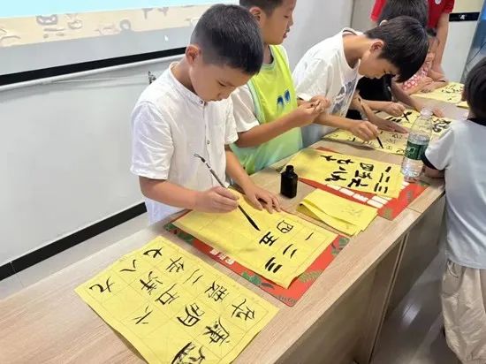 社會實踐(十七)|七彩假期護童夢,情暖童心傳文明①——保定理工學院經濟學院“三下鄉”社會實踐