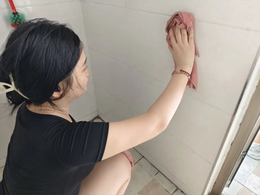 保定理工學院||以愛迎新，服務引領美好大學路