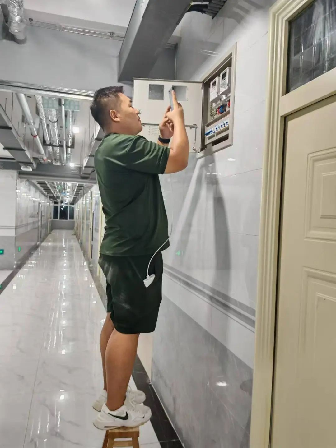 保定理工學院||以愛迎新，服務引領美好大學路