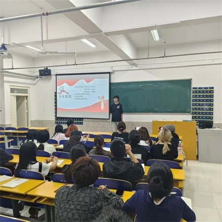 “智慧團建，服務同學”——保定理工學院藝術學院團總支組織部召開工作例會，深入研討智慧團建與冀 e 青春使用事項