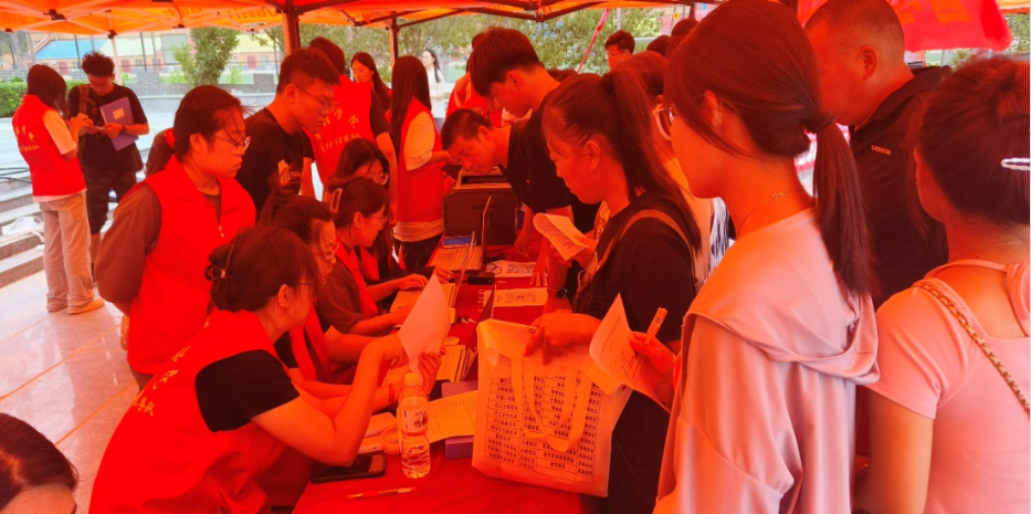 我為同學做實事 | 管理學院“同伴成長，暖心起航