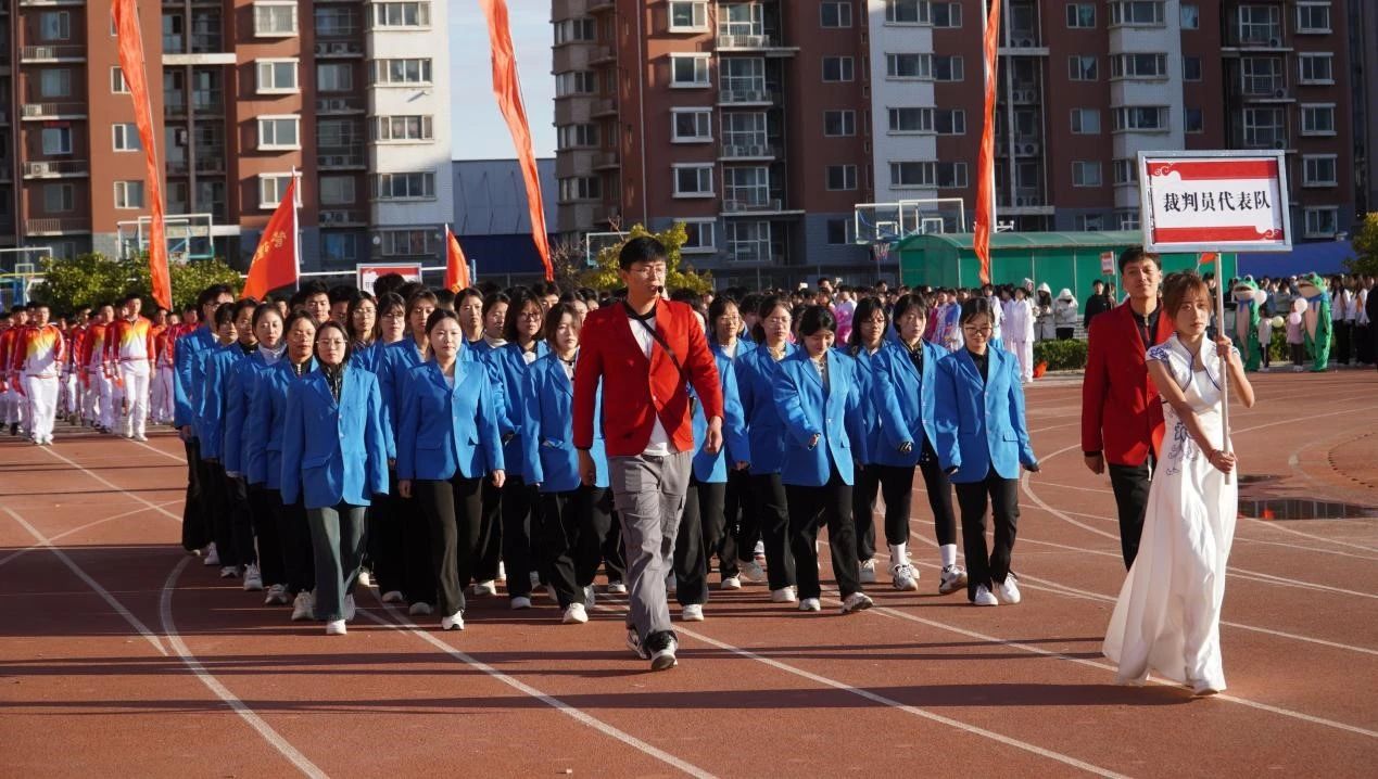 激情點(diǎn)燃夢想，運(yùn)動鑄就輝煌
