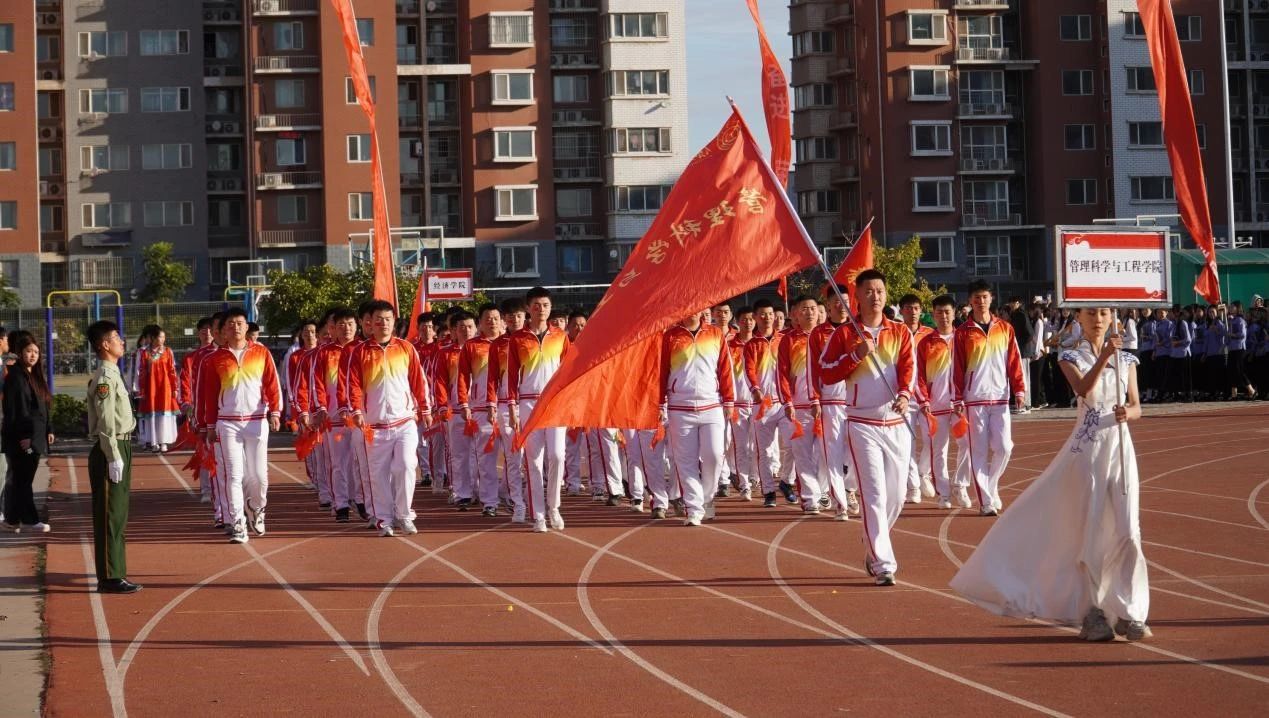 激情點(diǎn)燃夢想，運(yùn)動鑄就輝煌