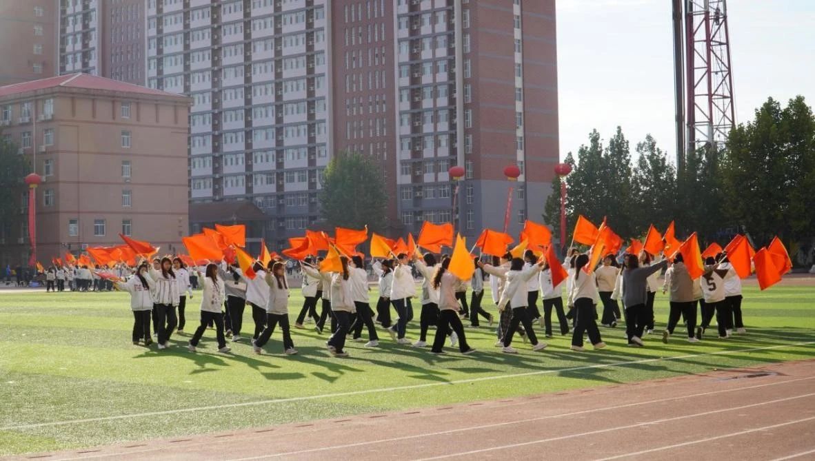激情點(diǎn)燃夢想，運(yùn)動鑄就輝煌