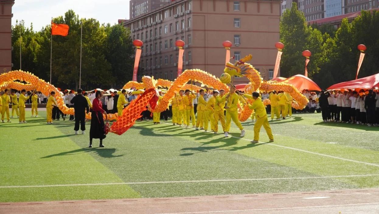 激情點(diǎn)燃夢想，運(yùn)動鑄就輝煌