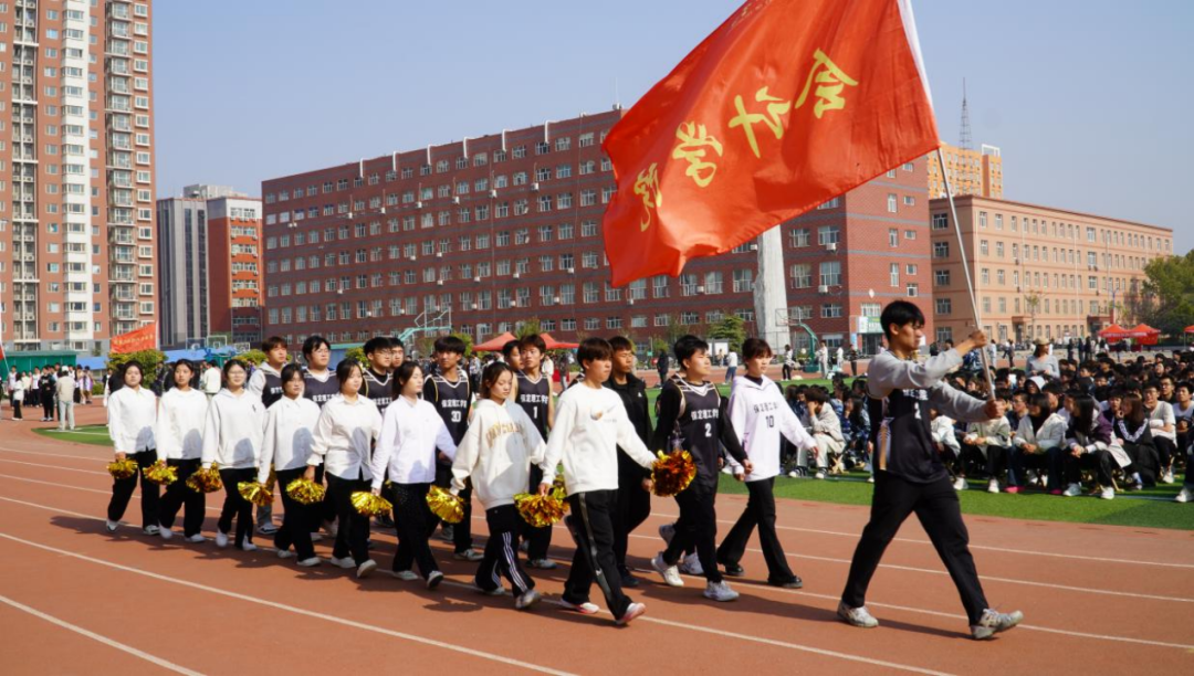 保定理工學院第十九屆“學院杯”籃球賽暨第一屆啦啦操大賽開幕式成功舉辦