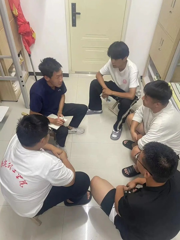 安全教育|保定理工學院|管理學院|平安過國慶，安全需謹記