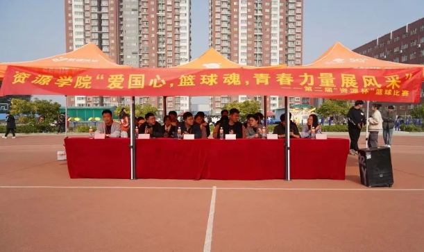 青春之我，時代之音