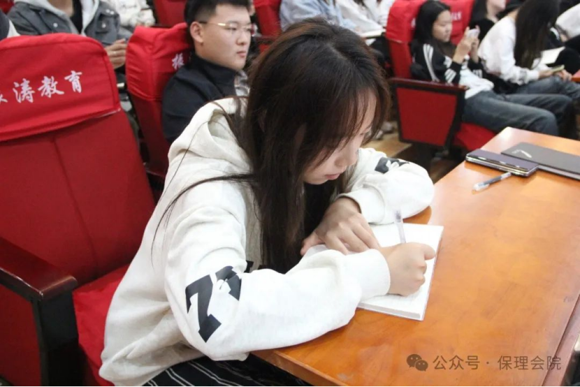 保定理工學院會計學院企業講座助力，繪制職業藍圖
