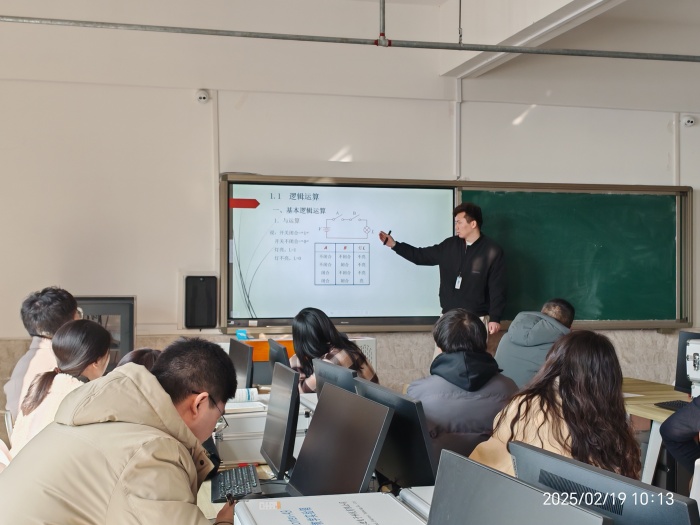 【匠心錘煉，教學(xué)精進(jìn)】 磨課技，提師能—信息科學(xué)與工程學(xué)院教師練課精進(jìn)系列活動（一）順利開展