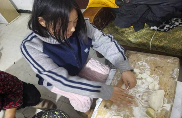 孝老愛親（七）|保定理工學院|管理學院|以孝老愛親之種，育德育養成之花