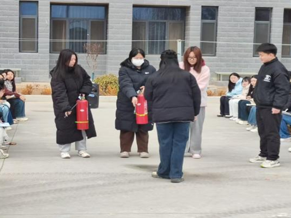 養成教育|保定理工學院|管理學院|消防安全，從我做起