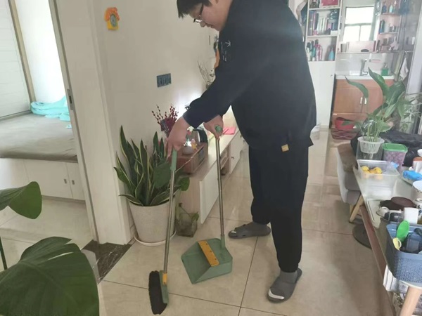 孝老愛親（八）|保定理工學(xué)院|管理學(xué)院|傳承美德，學(xué)生在行動(dòng)