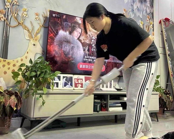 孝老愛親（九）|保定理工學(xué)院|管理學(xué)院|行孝老愛親，彰顯青春風(fēng)采