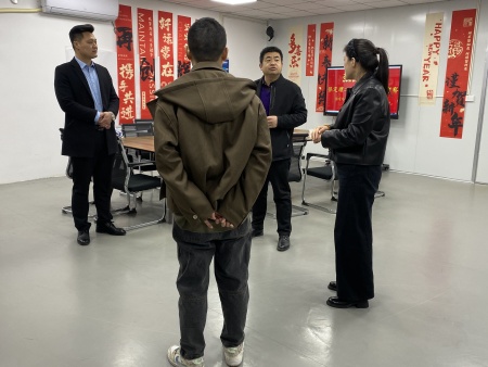 訪企拓崗搭橋梁 校企合作促發展