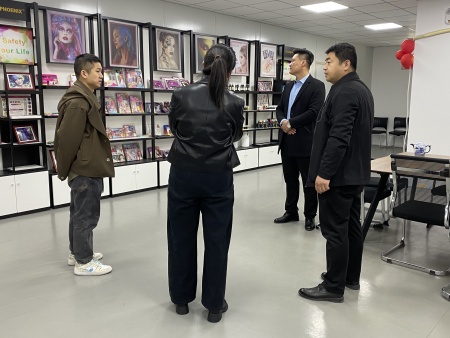 訪企拓崗搭橋梁 校企合作促發展