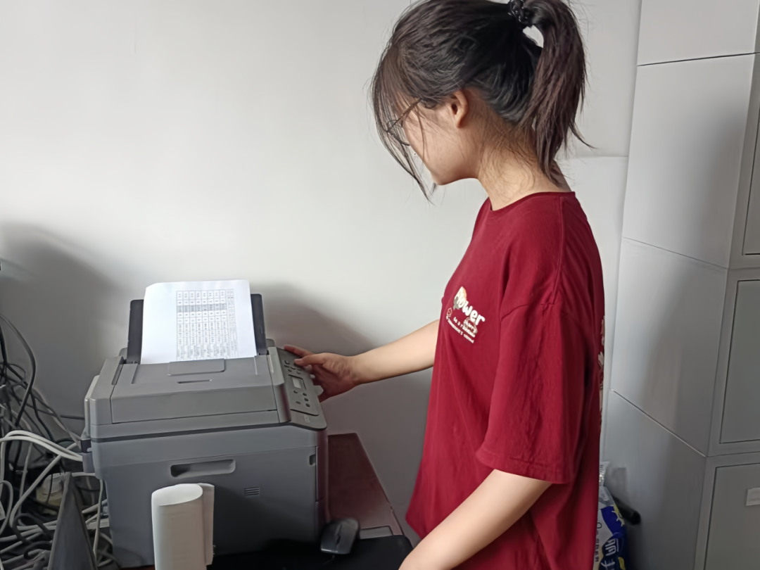 歸巢燕銜春，志愿暖桑梓（四）