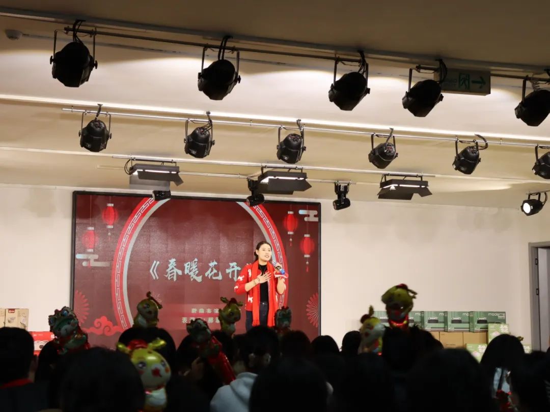 巳火煥新育夢路，奮楫篤行啟新途