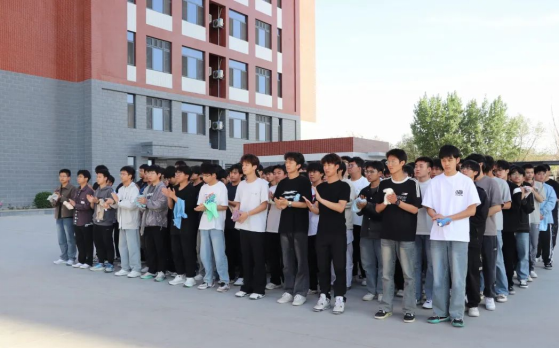筑牢校園防火墻，讓安全成為一種習慣——保定理工學院會計學院消防演練